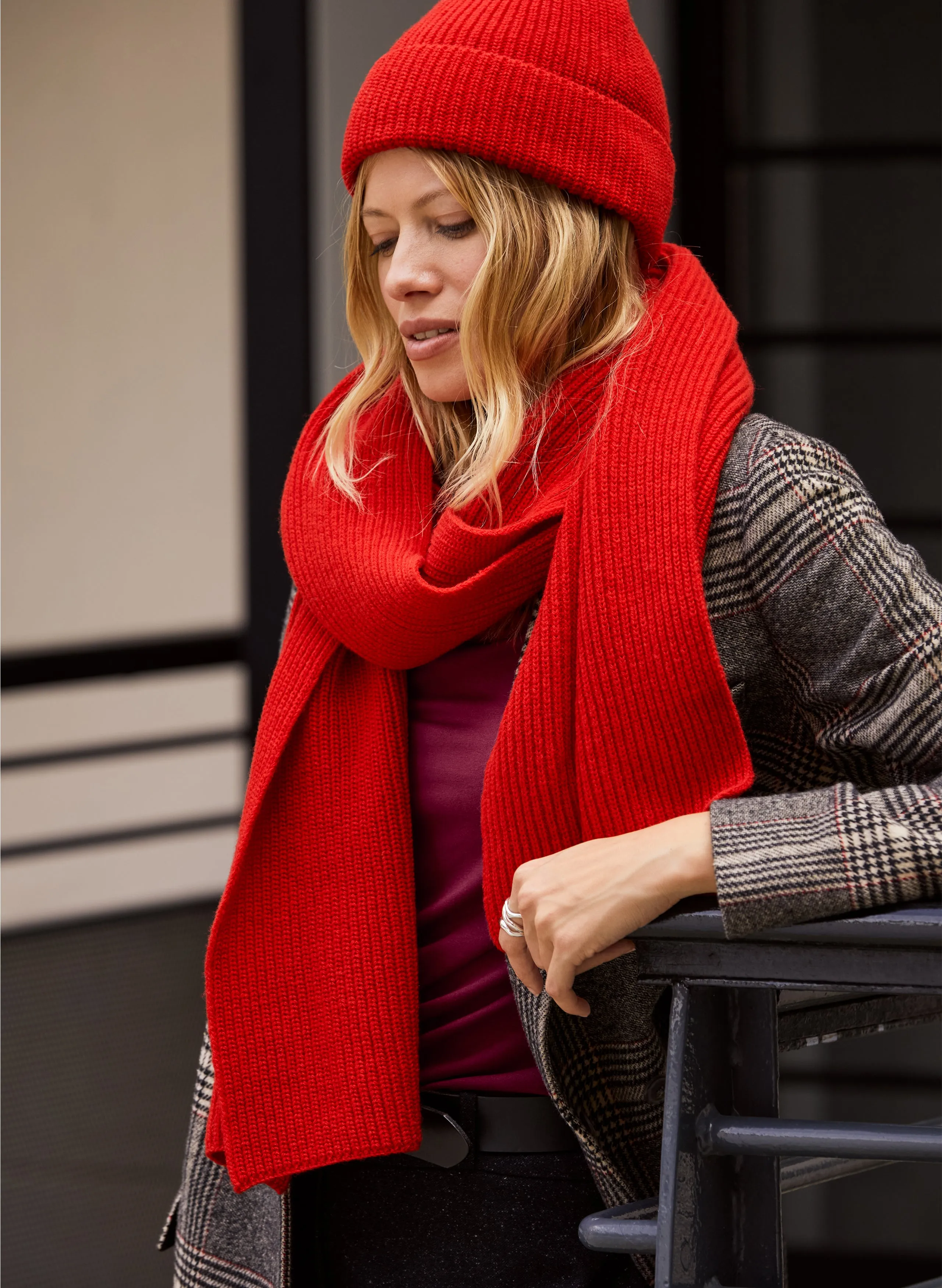 Alina Recycled Wool Scarf - Crimson Red | Baukjen