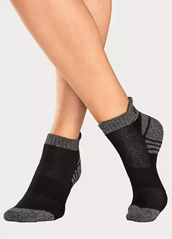 Pack of 3 Ankle Socks by Bench | Look Again