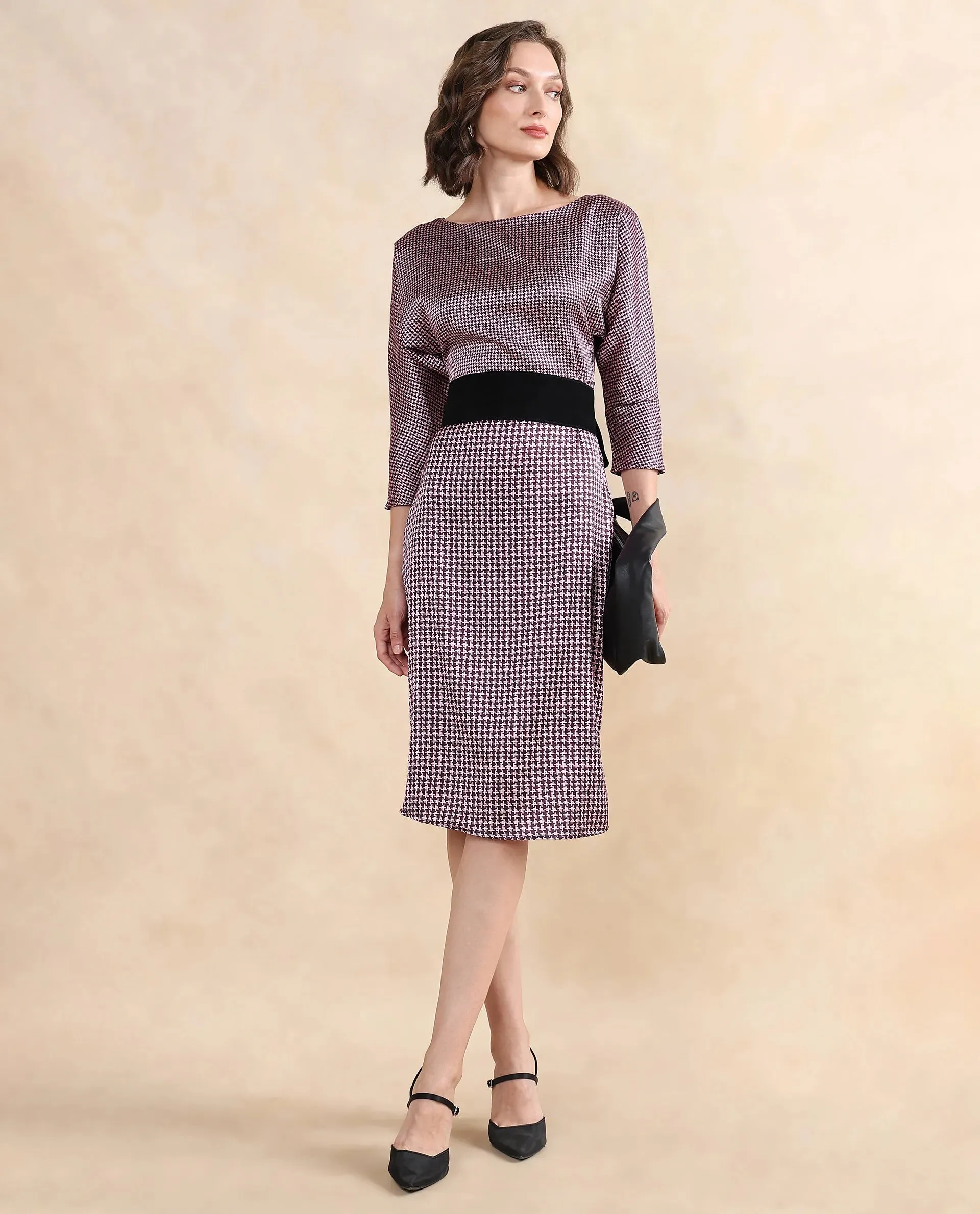 Rareism Women Abovyan Wine Polyester Fabric Full Sleeve Boat Neck Zipper Closure Straight Fit Midi Geometric Print Dress